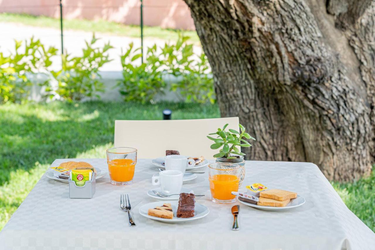 Hotel Residenza L'Alzoni San Teodoro  Exteriér fotografie