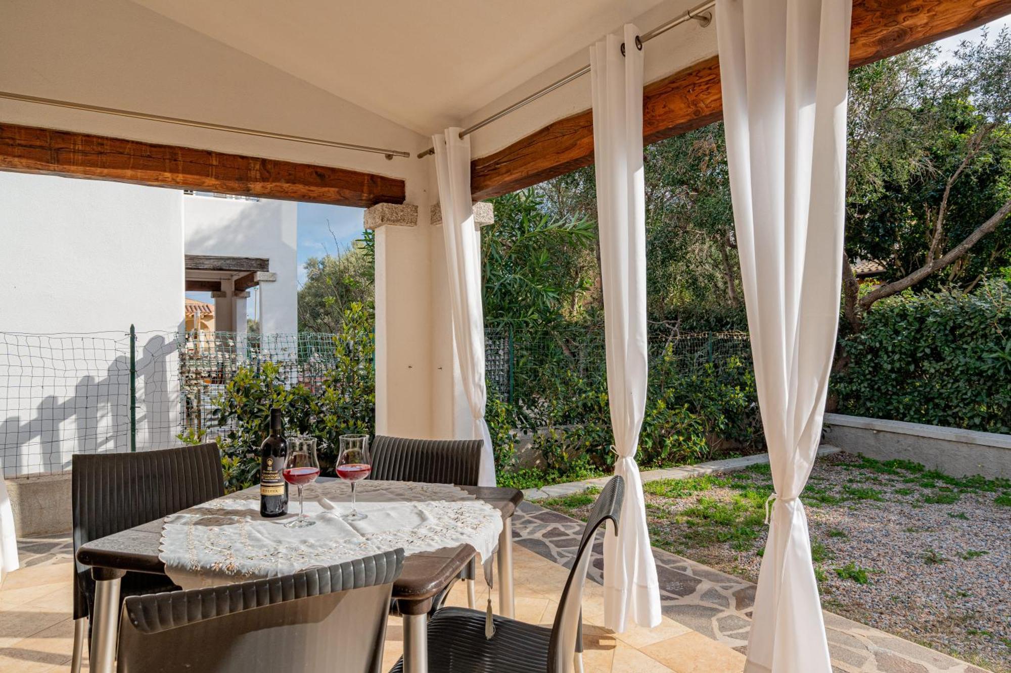 Hotel Residenza L'Alzoni San Teodoro  Exteriér fotografie